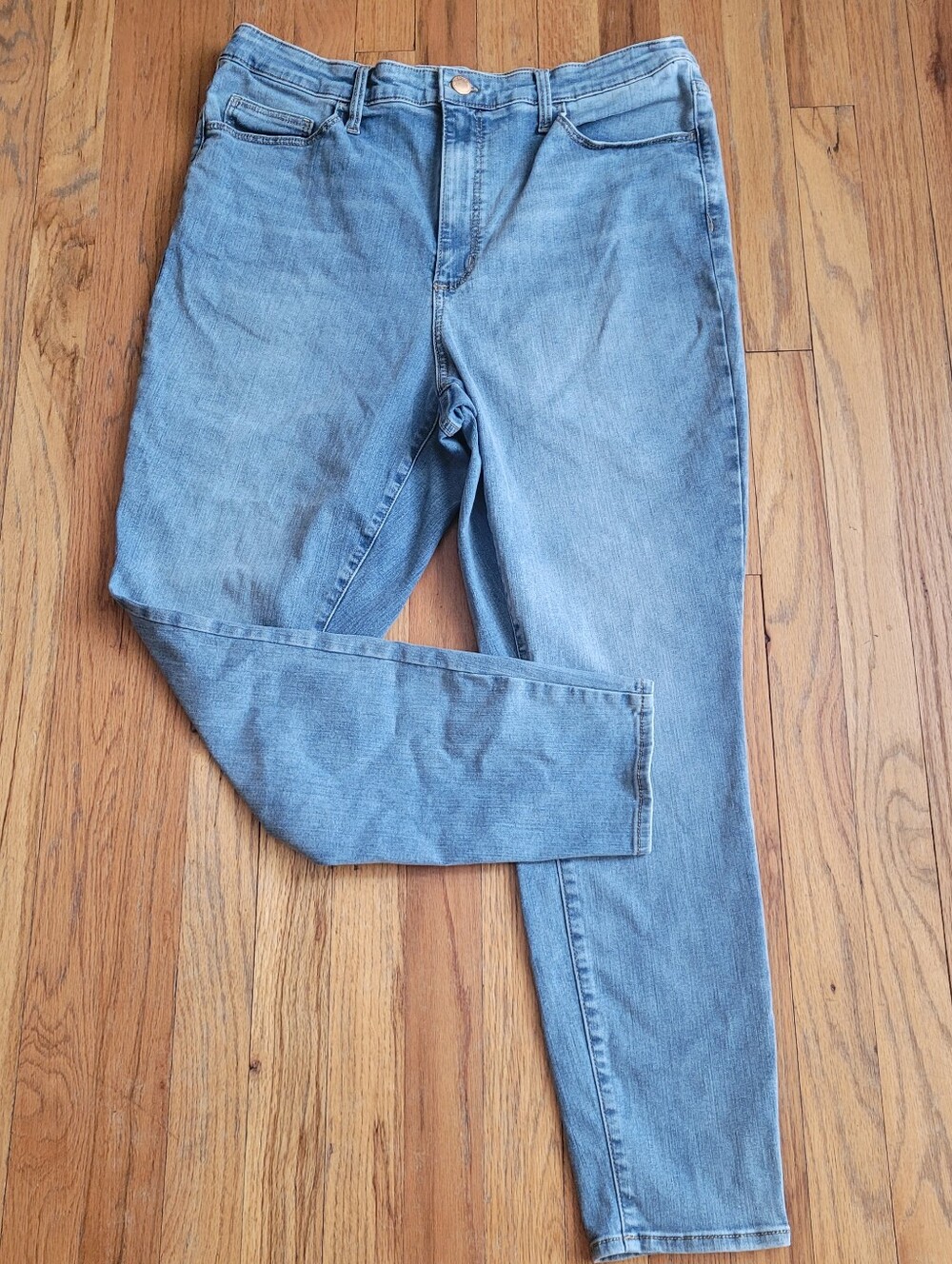 Universal Thread Light Blue High Rise Skinny Jeans Size 17R